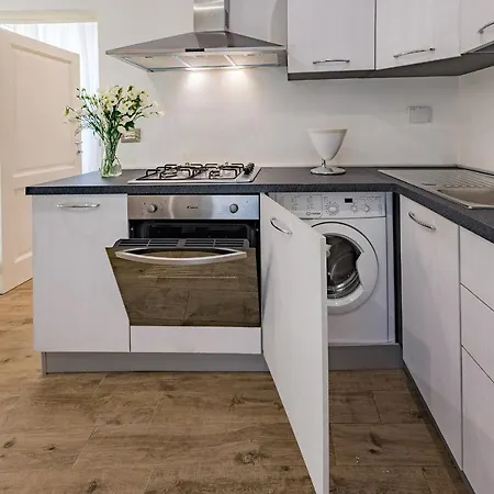 Apartment Via Macci Stylish Apartments: Charming
