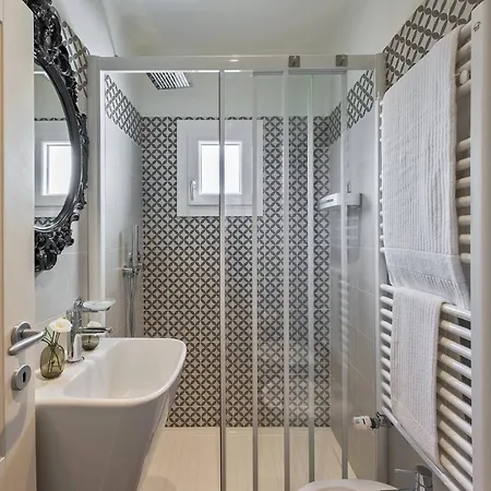 Apartment Via Macci Stylish Apartments: Charming Florence