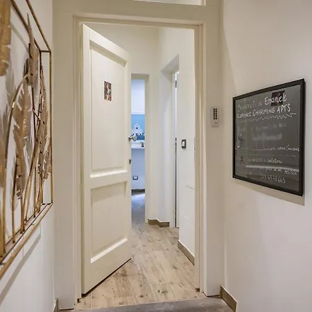 Via Macci Stylish Apartments: Charming Apartment *