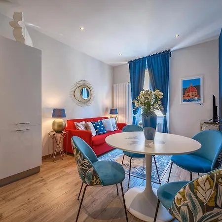 Via Macci Stylish Apartments: Charming Apartment Florence